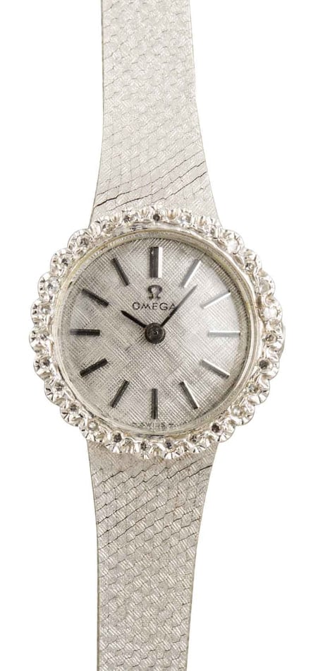 Ladies omega watch outlet with diamonds