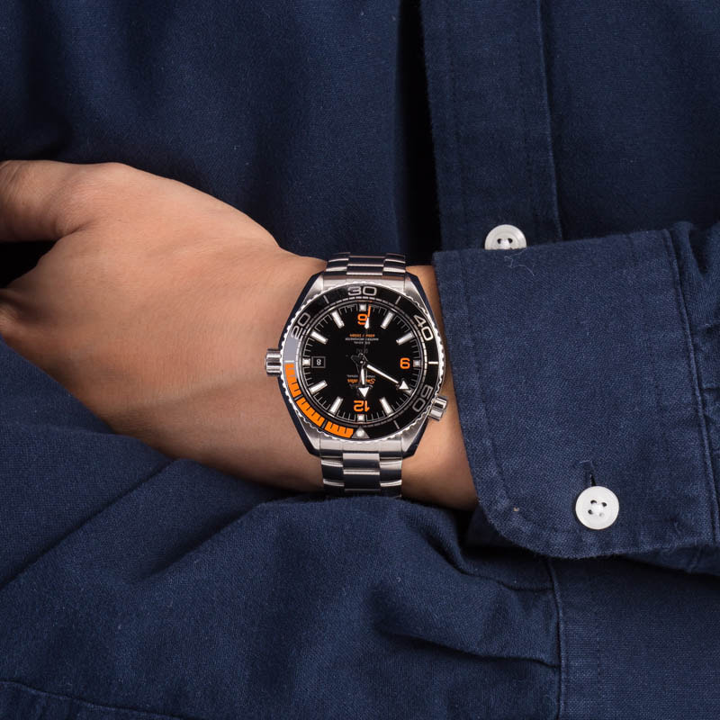 160694 Omega Seamaster Planet Ocean Black and Orange