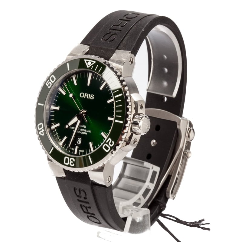 Oris Aquis Date Green