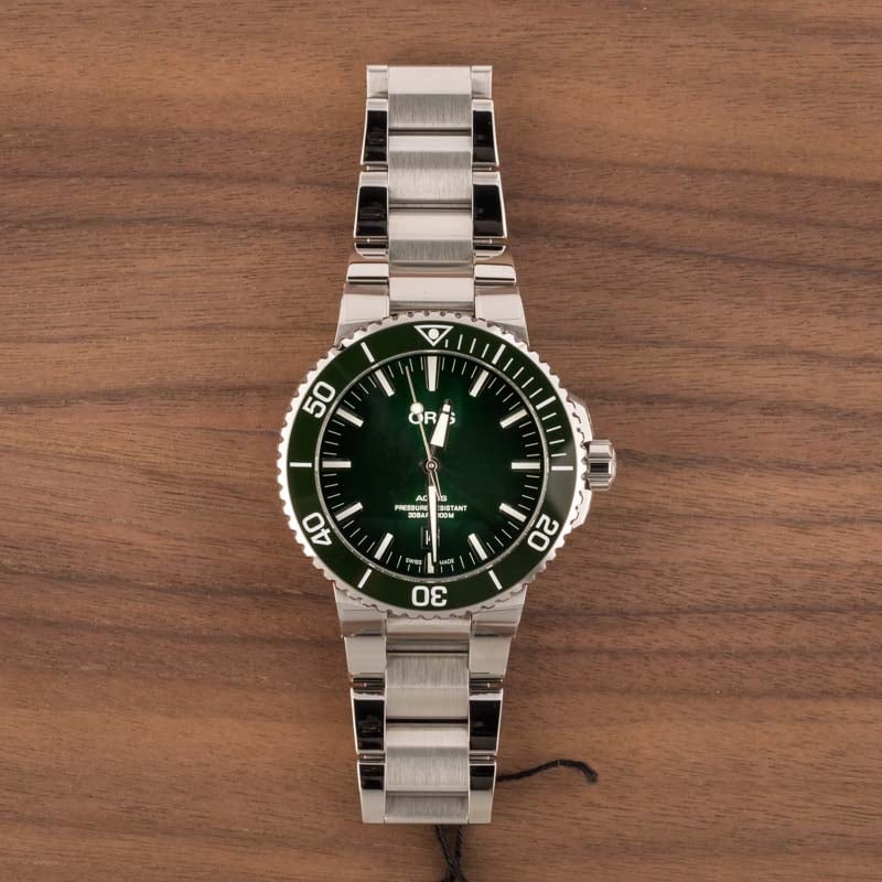 Oris Aquis Date Green Dial & Ceramic Bezel