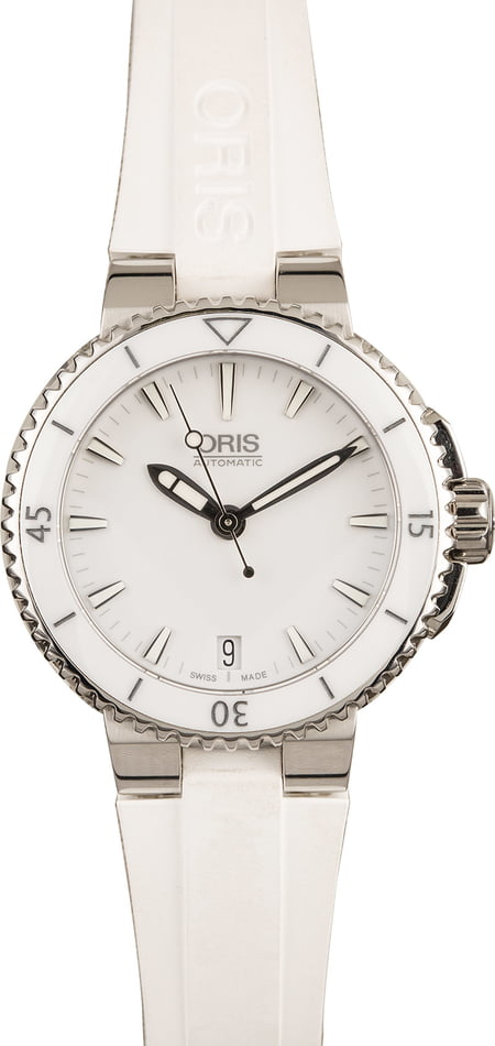 Buy Used Oris Aquis Date 01 733 7652 4156 07 4 18 31 Bob s