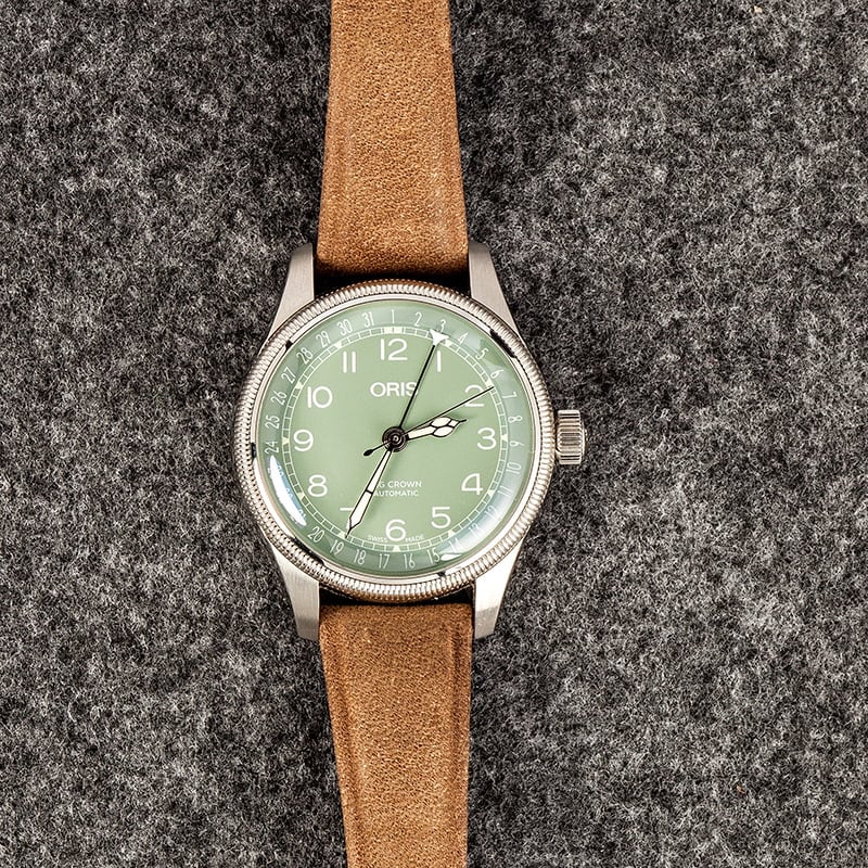 Oris pointer date green best sale