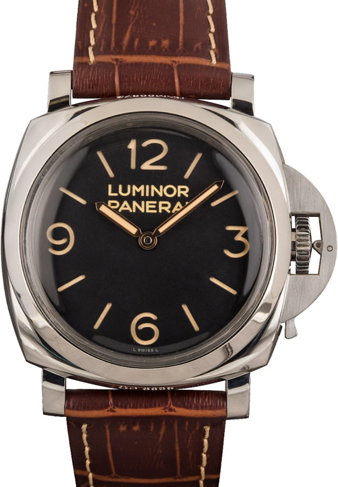 Buy Used Panerai Luminor PAM00372 Bob s Watches Sku 146268