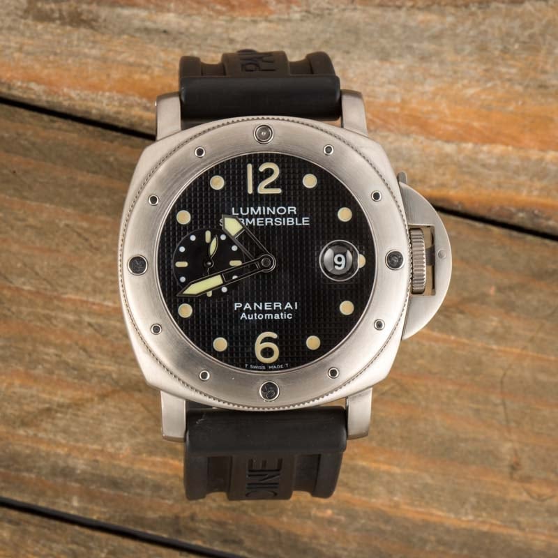 Panerai Luminor Submersible PAM 025