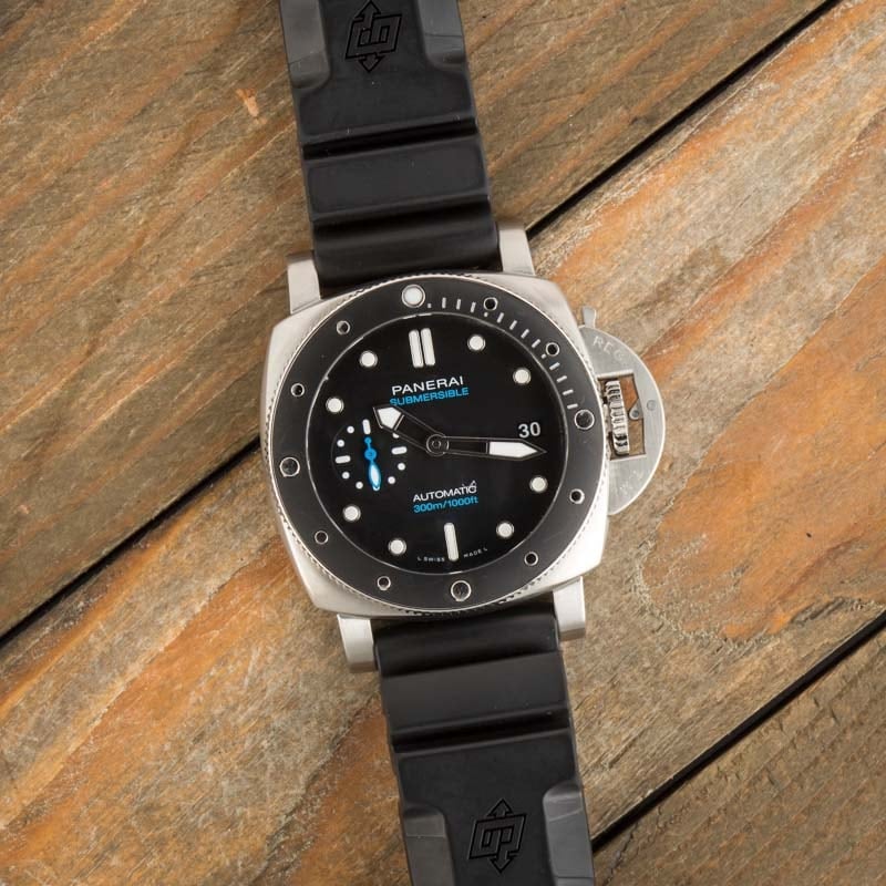 Panerai Submersible Steel on Rubber Strap