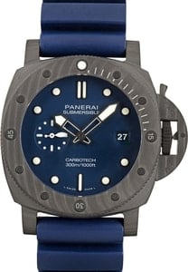 Submersible QuarantaQuattro Carbotech Blue Dial