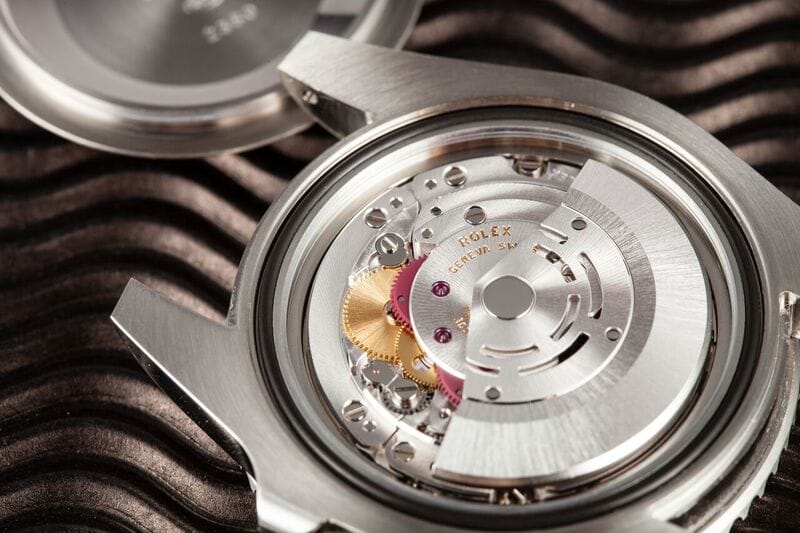 Inside a Rolex Submariner: The 