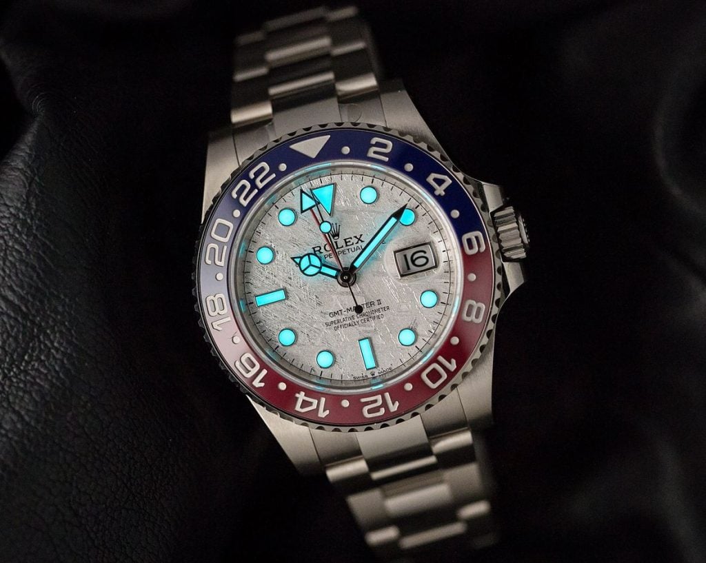 Rolex Chromalight Vs. Super-LuminNova Ultimate Guide - Bob's Watches