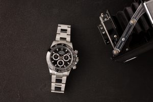 How to use the Cosmograph Daytona Tachymeter Bezel | Bob's Rolex Blog