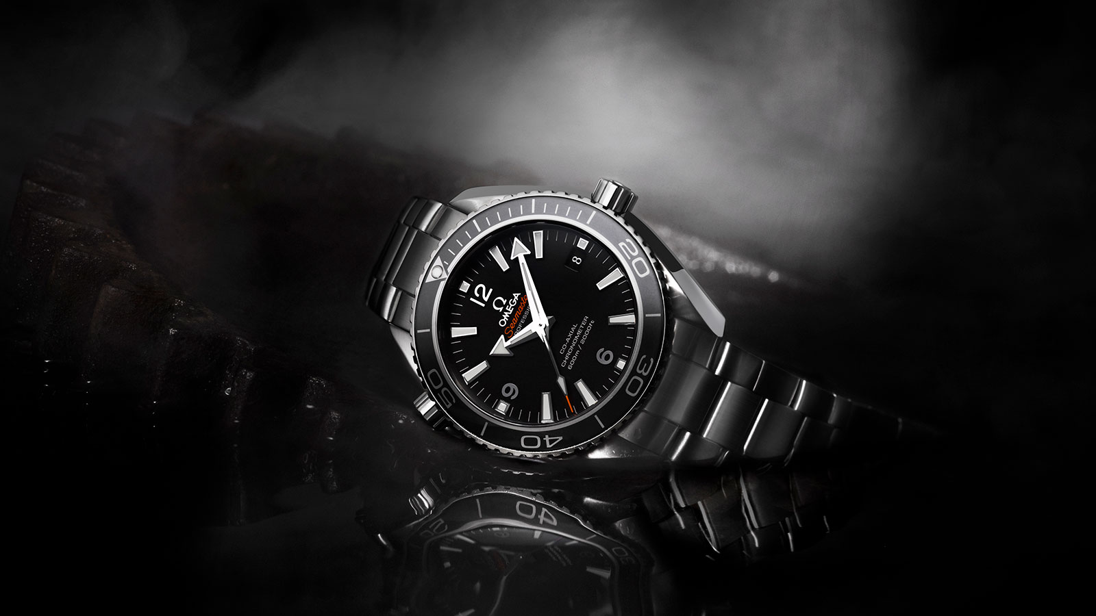 Omega watches Seamaster Planet Ocean 600m Co-Axial Master Chronometer