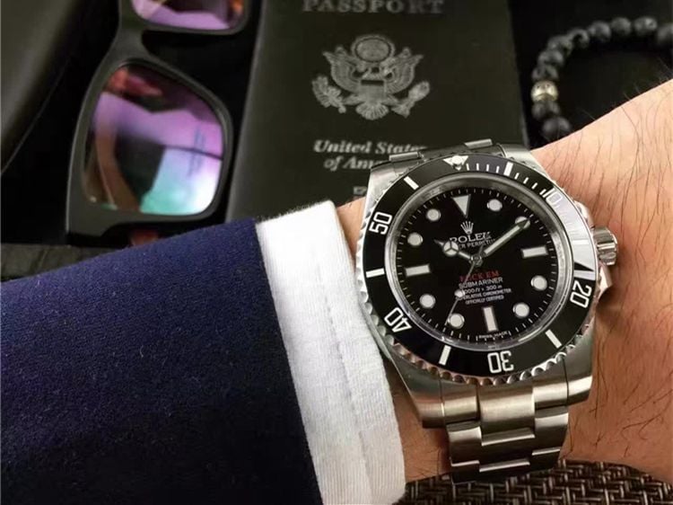 Rolex Submariner Modified by Supreme 