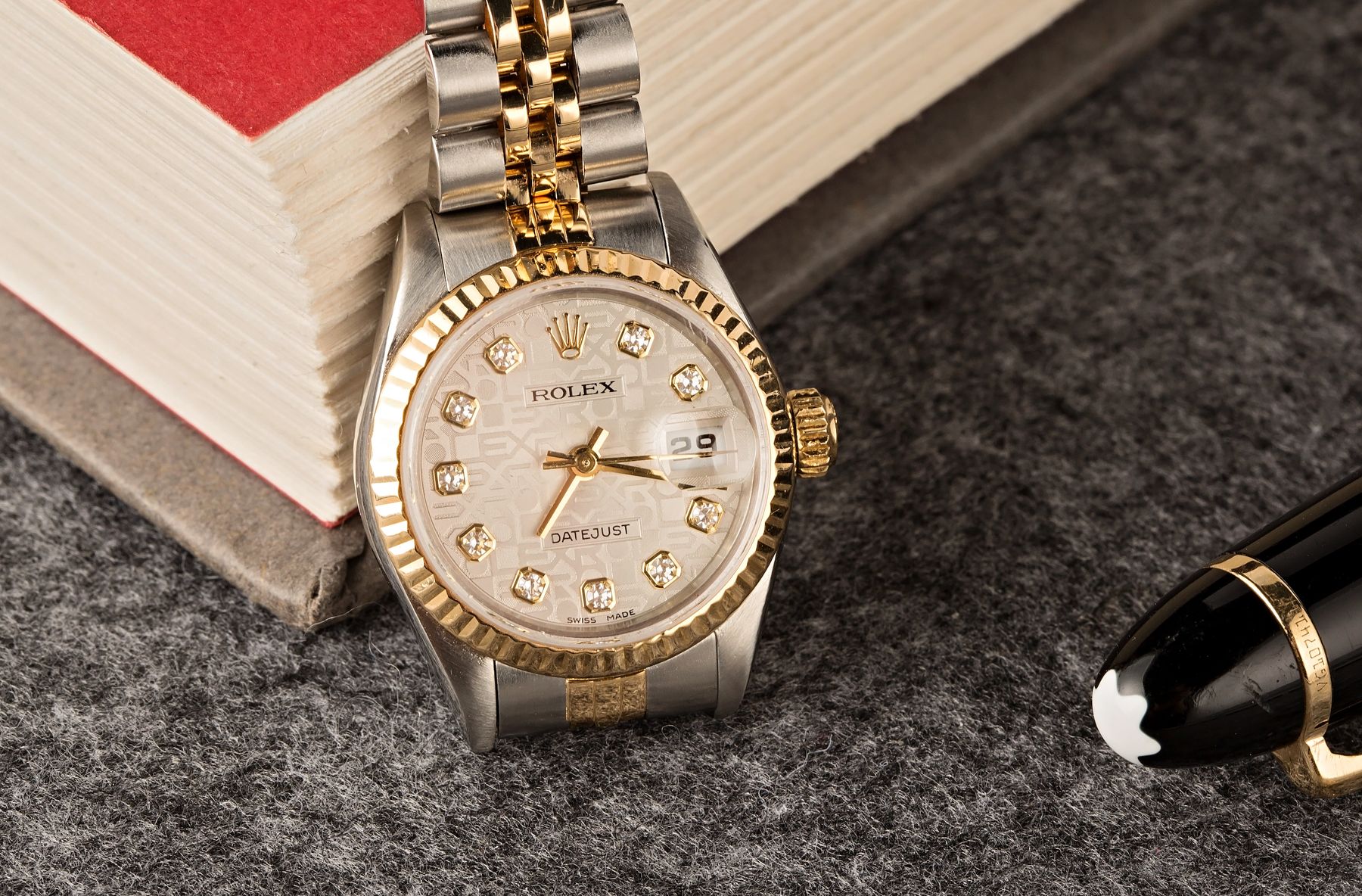 Rolex Datejust 41 White Dial Jubilee Bracelet Men'S Watch 126300-0016