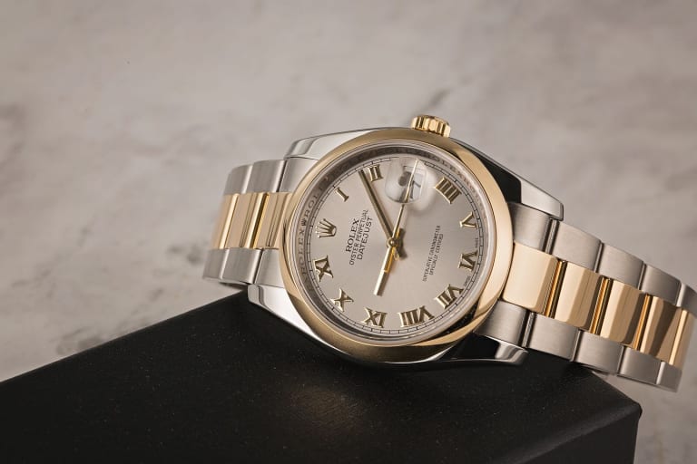 difference between rolex day date and datejust