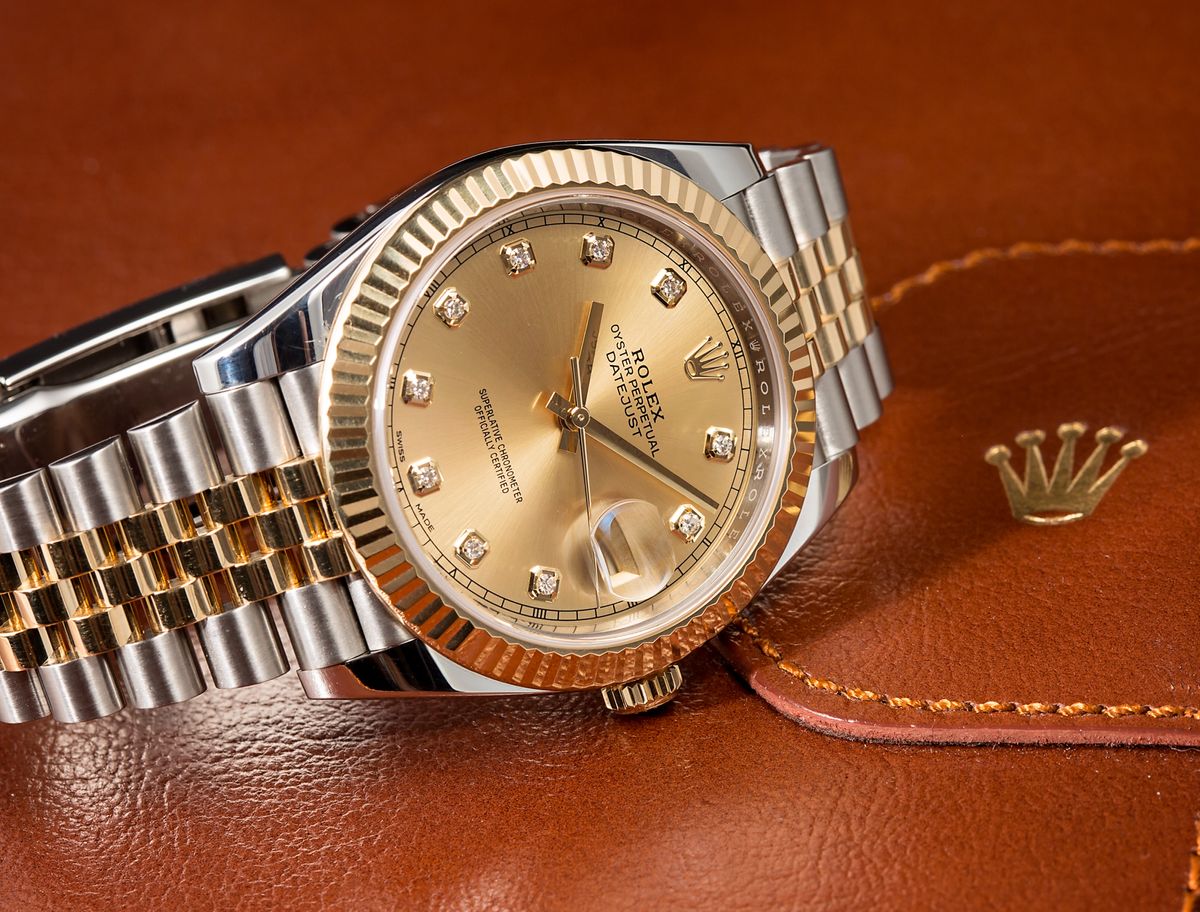 difference rolex date and datejust
