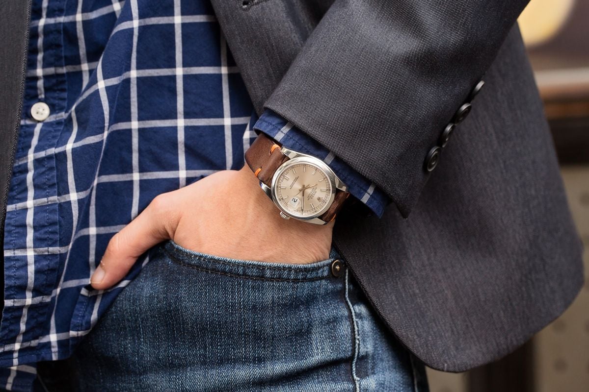 How to Wear Men's Luxury Watches - Bob's Watches