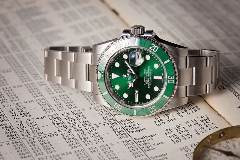 Rolex Batman vs Rolex Hulk Video Comparison Submariner 116610 LV