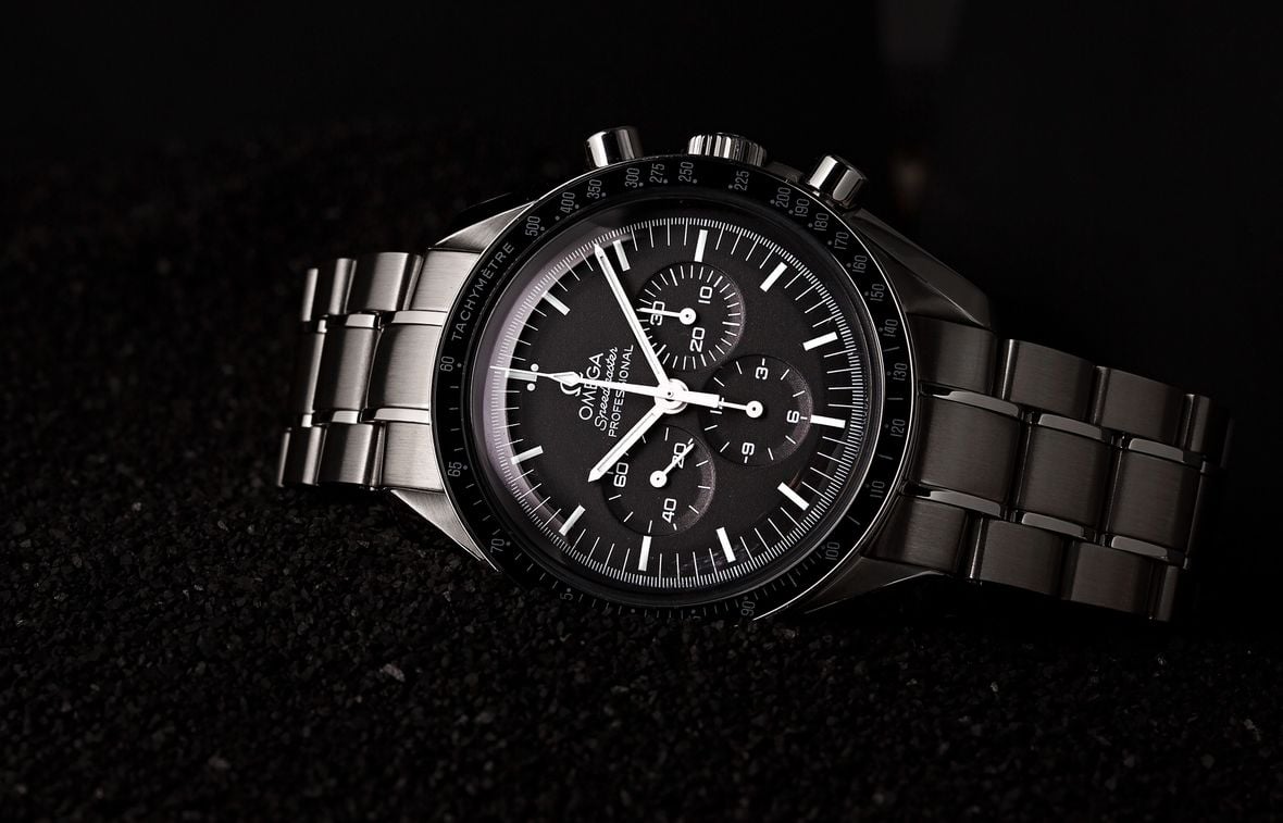 6 important things you have to know before buying Omega Speedmaster  Moonwatch Professional 