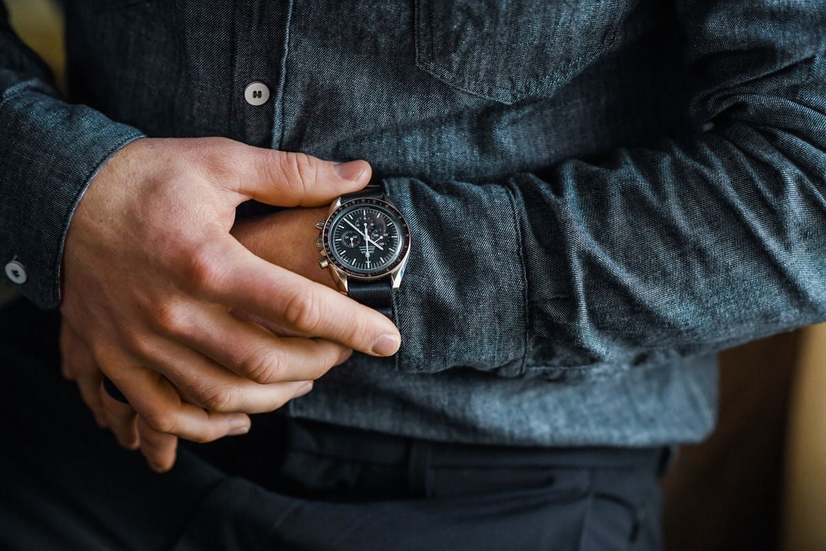 Luxury Men's LED Digital Watch Sports Date Bracelet Waterproof Binary  Wristwatch | eBay