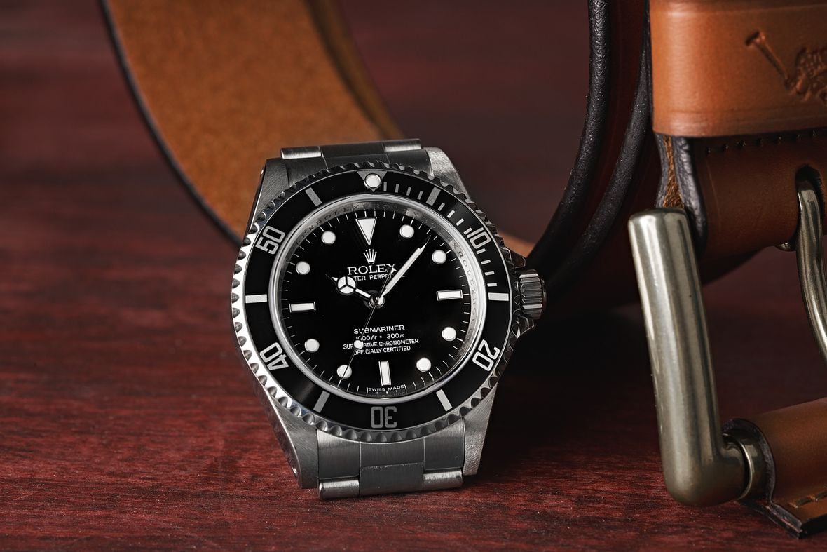 Rolex Submariner! Choose your favorite color! Black vs Blue . . . $12250   นาฬิกาผู้ชาย, นาฬิกาหรู, นาฬิกา