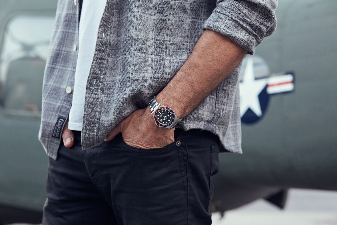 Why the Rolex Yacht-Master 42 Is the Perfect Poster Boy for a New Age -  Bob's Watches