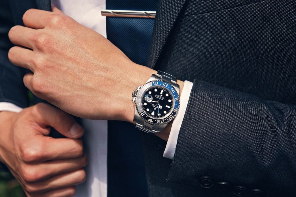 Buying Guide for the Rolex 116710BLNR