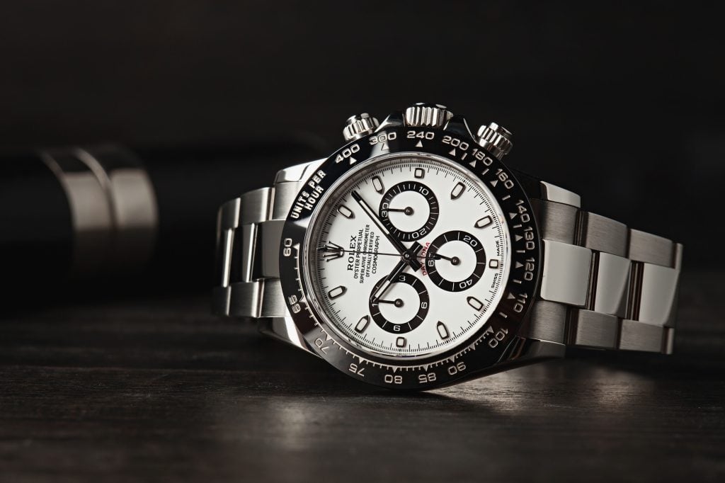 Hot Watches To Pack For Your Warm Winter Getaway Rolex Daytona