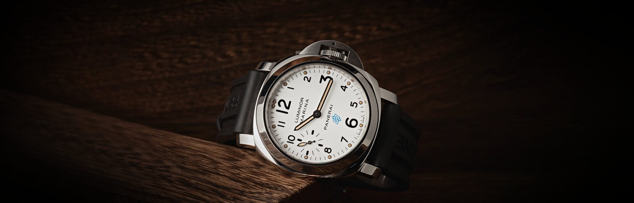 Panerai With Rubber Strap Ultimate Buying Guide - Bob's Watches