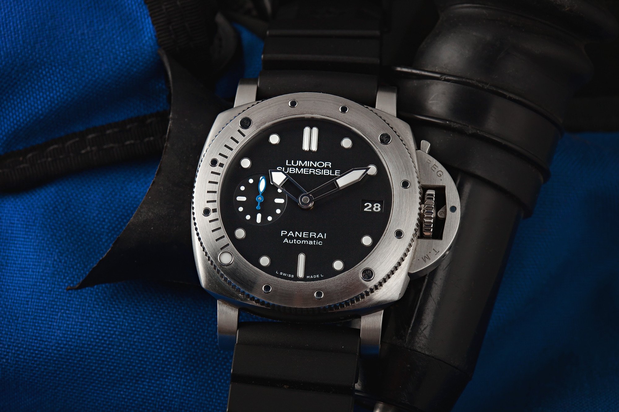 Panerai 42mm Ultimate Buying Guide Bobs Watches